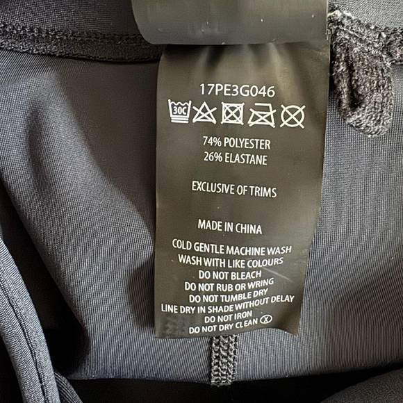 P.E NATION Time Out Colorblock 7/8 Leggings Red Activewear Athleisure EUC Small - Picture 8 of 8